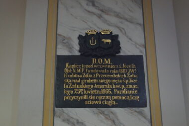 Zdjęcie z galerii Młodzież z Gręboszowa odkrywa lokalne korzenie na warsztatach „Odkrywamy lokalne tradycje z questami”