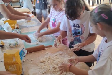 Zdjęcie z galerii Młodzi kucharze odkrywają smaki Gminy Gręboszów