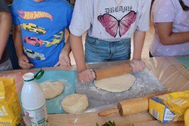 Zdjęcie z galerii Młodzi kucharze odkrywają smaki Gminy Gręboszów