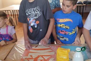 Zdjęcie z galerii Młodzi kucharze odkrywają smaki Gminy Gręboszów