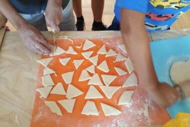 Zdjęcie z galerii Młodzi kucharze odkrywają smaki Gminy Gręboszów