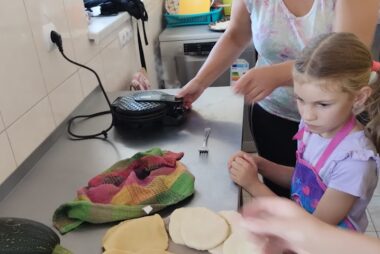 Zdjęcie z galerii Młodzi kucharze odkrywają smaki Gminy Gręboszów