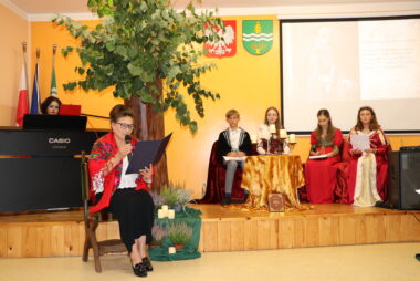 Zdjęcie z galerii Narodowe Czytanie Poezji Jana Kochanowskiego